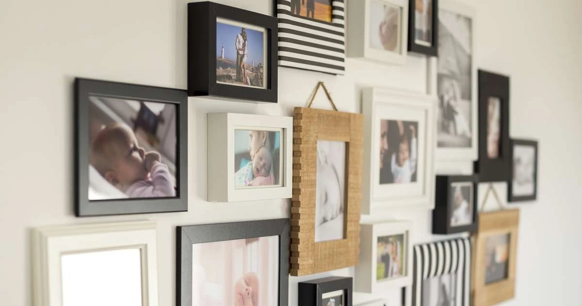 Adiós a los cuadros en el pasillo: la tendencia que transforma tu hogar