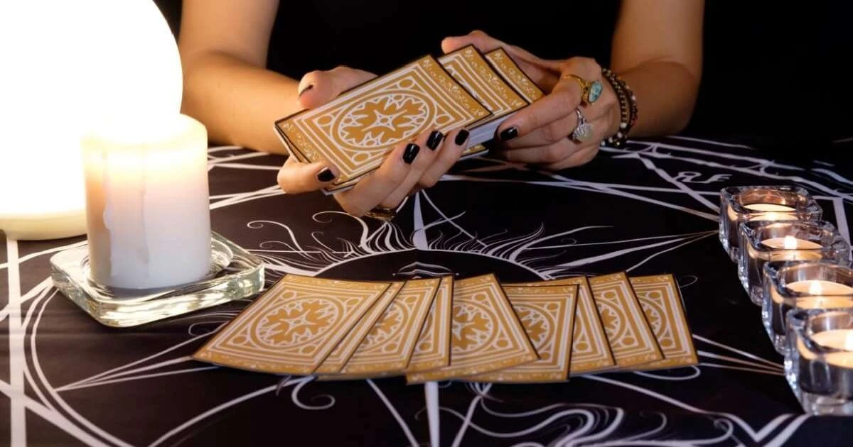 Tarot del día: La fortuna llega para 3 signos el 24/02/2026, mientras otros deben reordenar prioridades