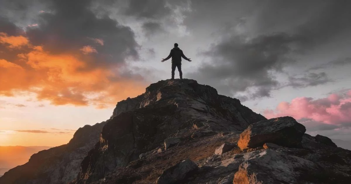 Por qué la adversidad te hace más fuerte, según Nietzsche: la verdad incómoda que necesitas